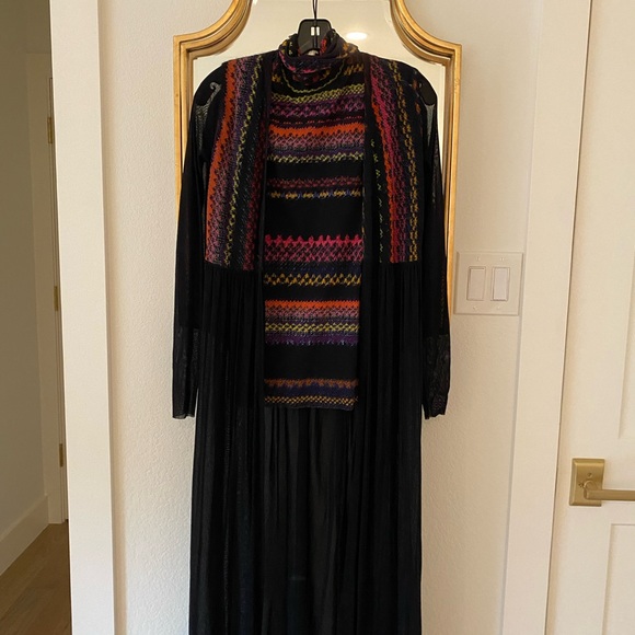 Fuzzi Multi Flame Sheer Top - Picture 6 of 7